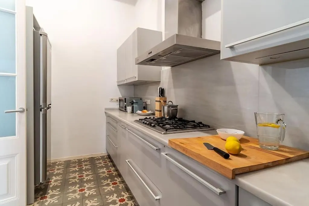 Canela Homes Barcelona Light 公寓