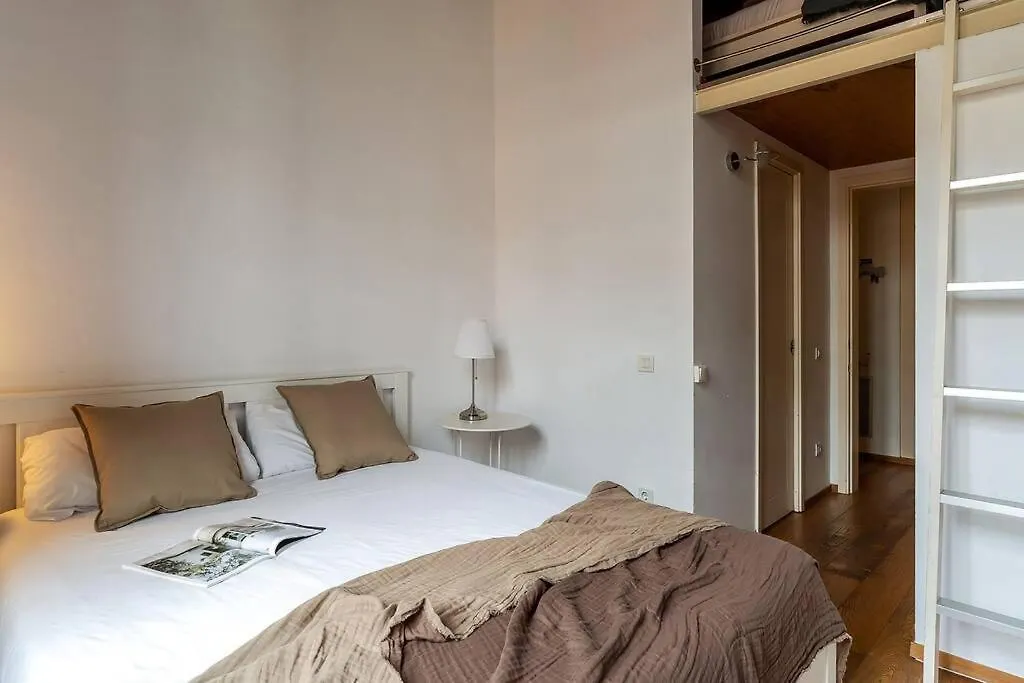 Canela Homes Barcelona Light