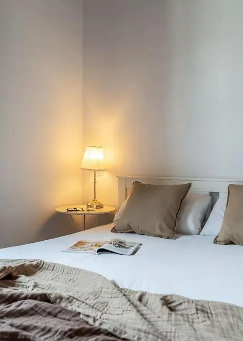 Canela Homes Barcelona Light Apartment
