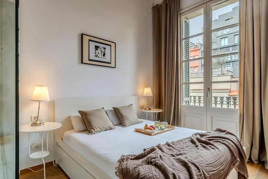 Canela Homes Barcelona Light Apartment