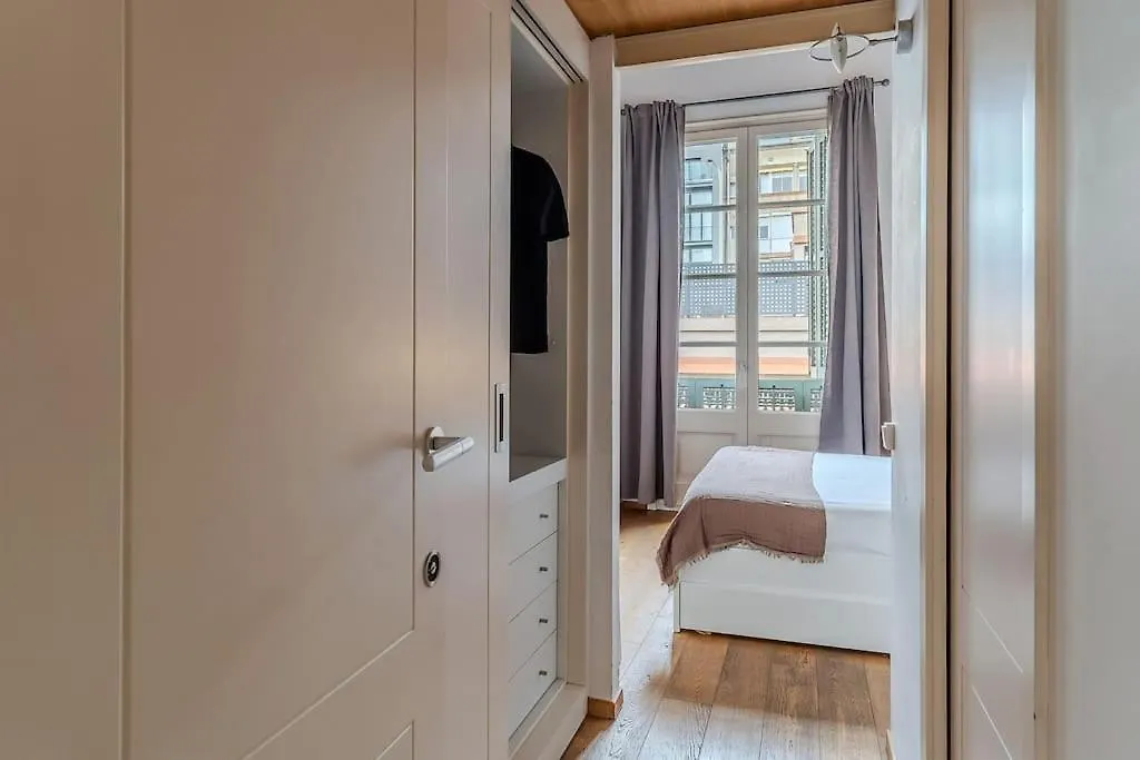 Canela Homes Barcelona Light 0*,  Spain